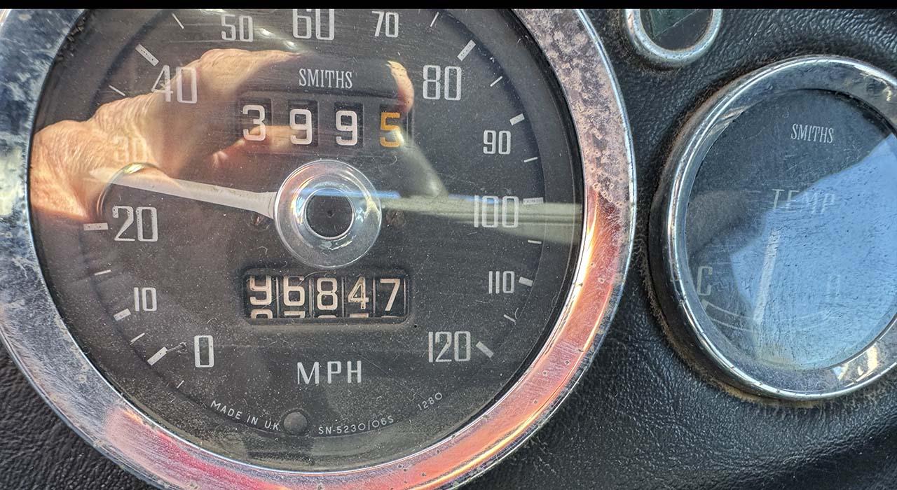 6th Image of a 1972 MG MGB
