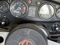 Image 6 of 14 of a 1972 MG MGB