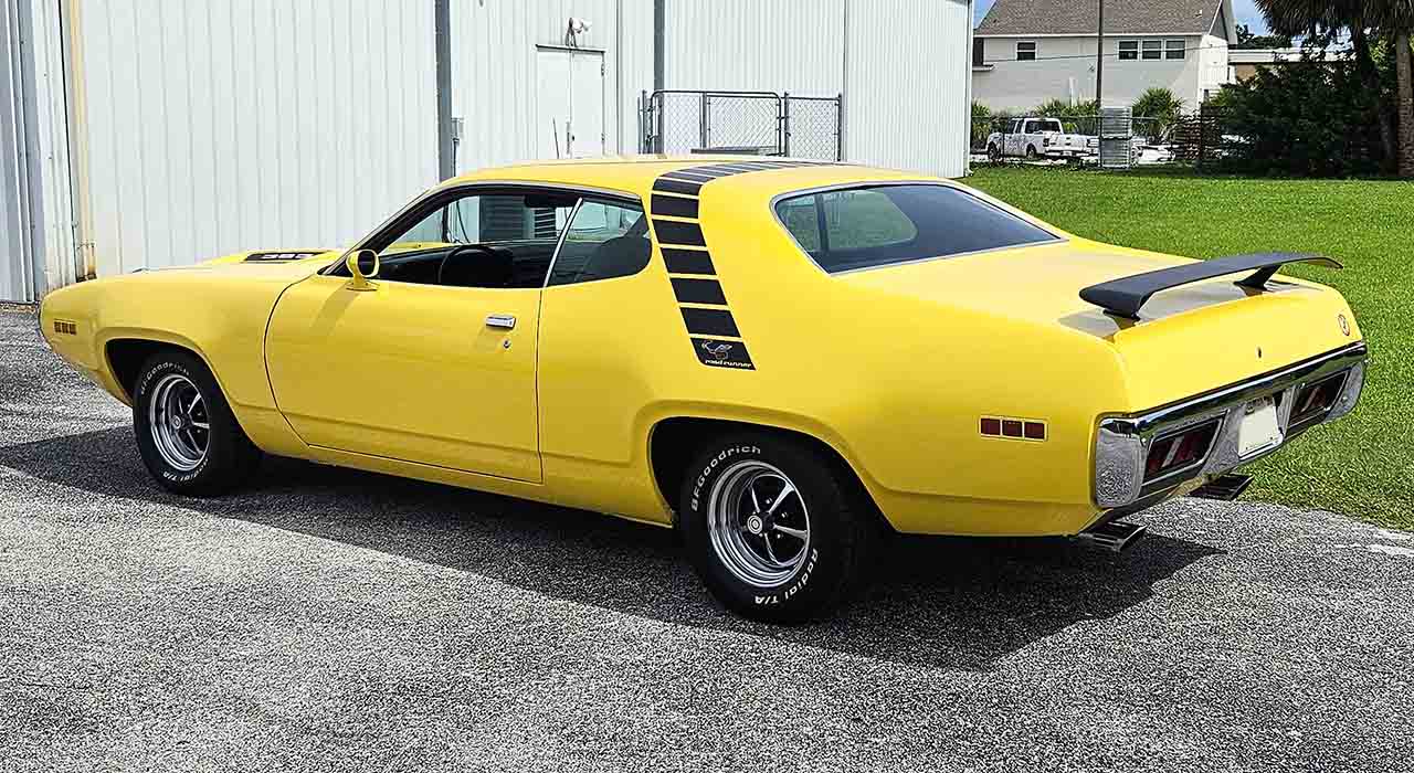 1st Image of a 1971 PLYMOUTH ROADRUNNER