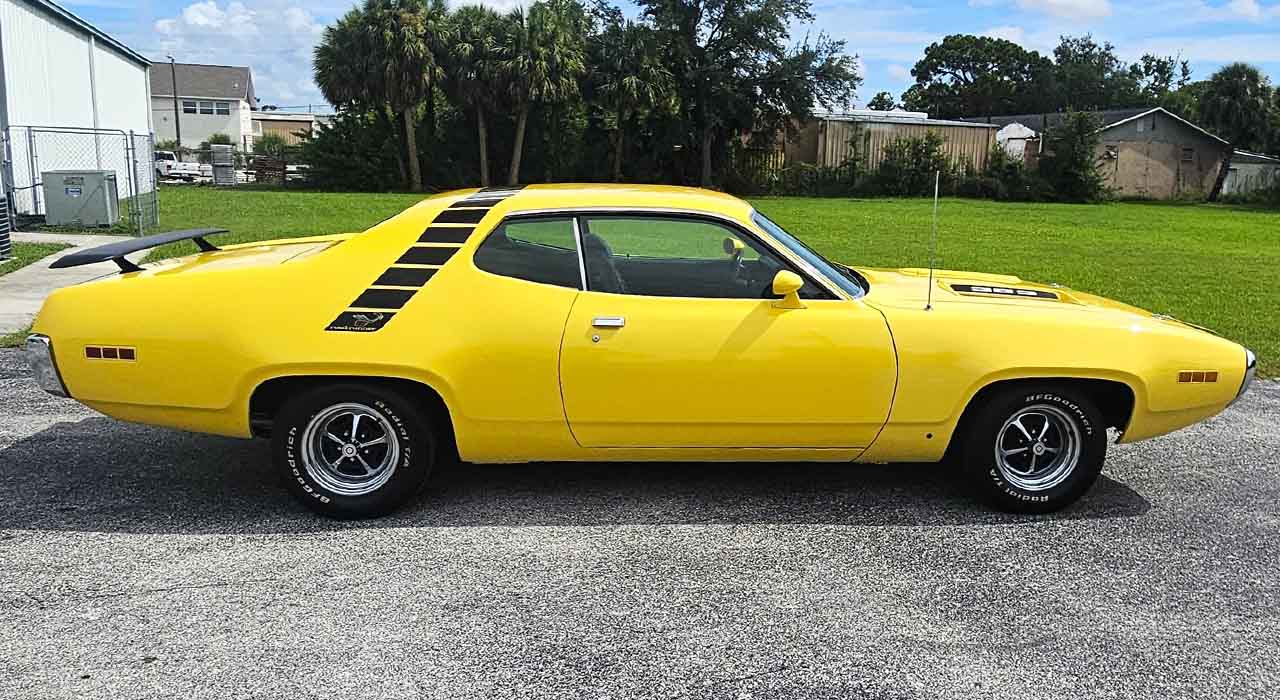 5th Image of a 1971 PLYMOUTH ROADRUNNER