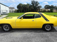 Image 5 of 21 of a 1971 PLYMOUTH ROADRUNNER