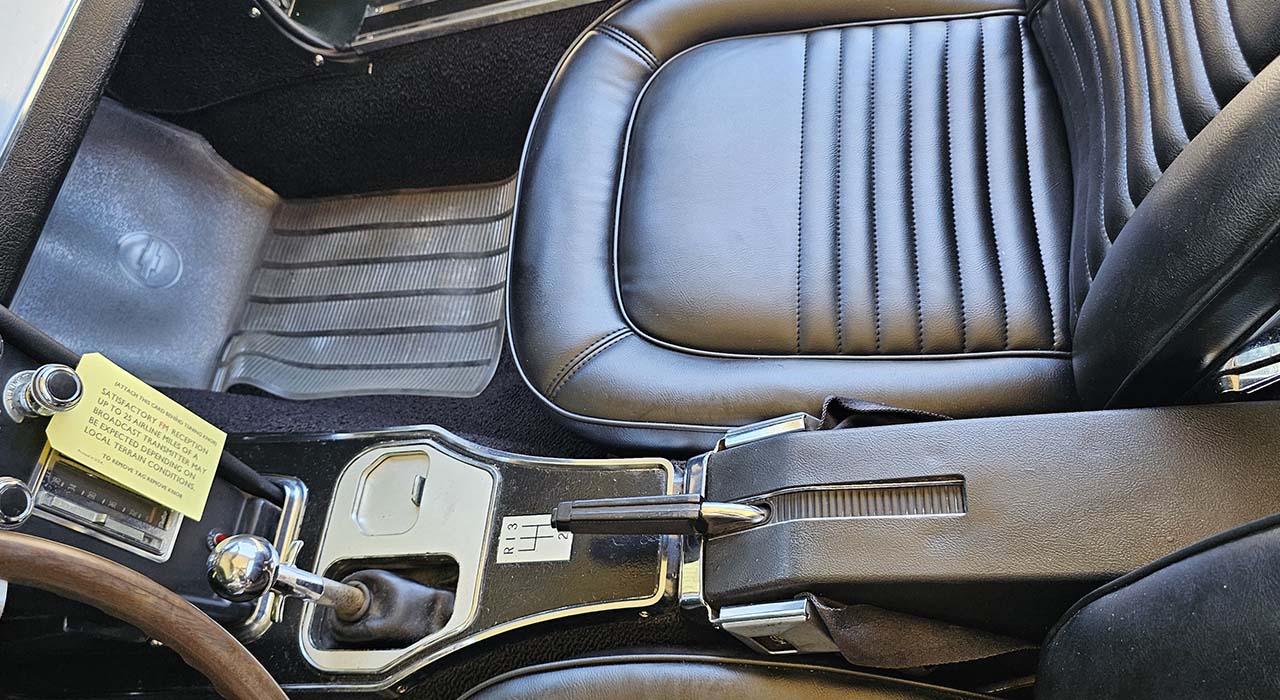 17th Image of a 1967 CHEVROLET CORVETTE