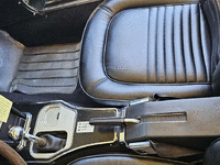 Image 18 of 21 of a 1967 CHEVROLET CORVETTE