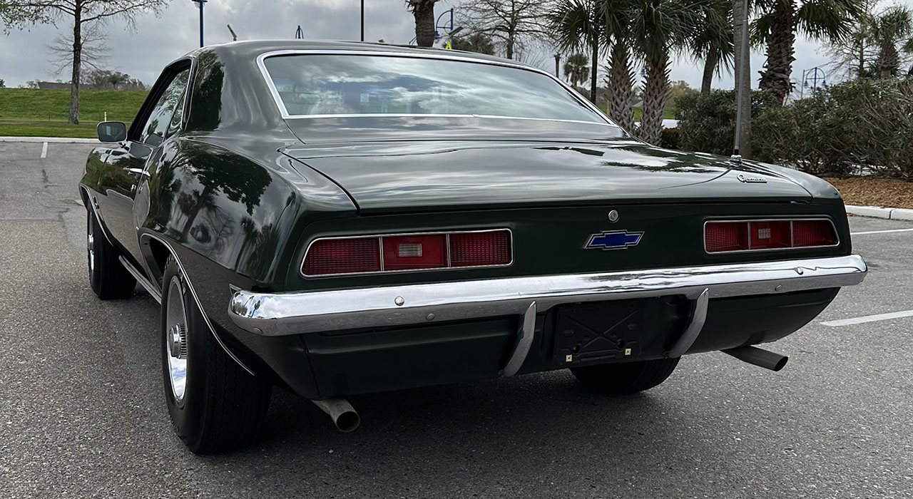 2nd Image of a 1969 CHEVROLET CAMARO 