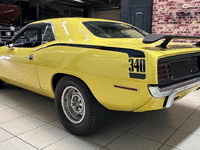 Image 4 of 38 of a 1970 PLYMOUTH BARRACUDA