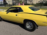 Image 5 of 38 of a 1970 PLYMOUTH BARRACUDA