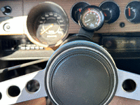 Image 18 of 38 of a 1970 PLYMOUTH BARRACUDA