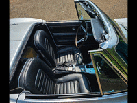 Image 5 of 8 of a 1966 CHEVROLET CORVETTE
