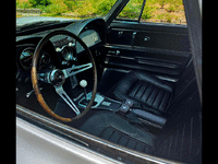 Image 6 of 8 of a 1966 CHEVROLET CORVETTE