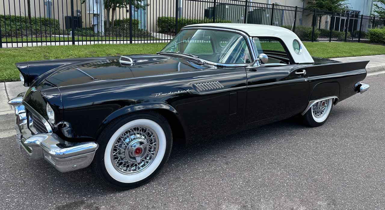 1st Image of a 1957 FORD THUNDERBIRD