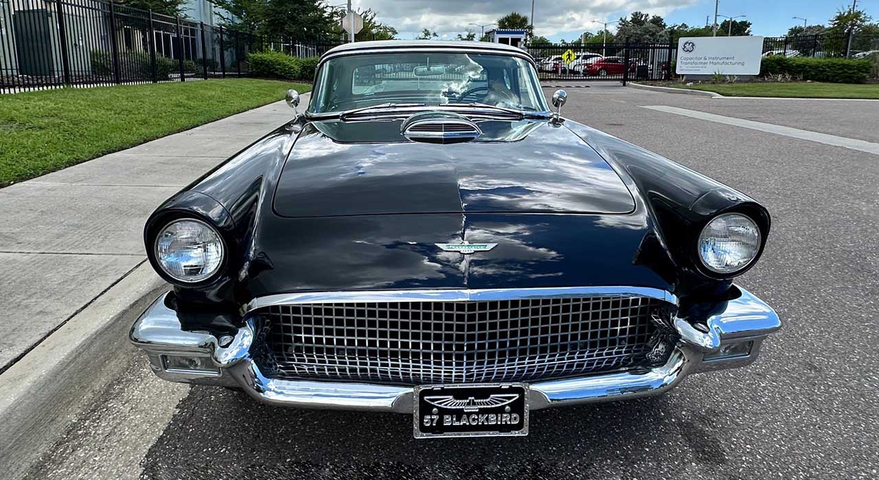 13th Image of a 1957 FORD THUNDERBIRD