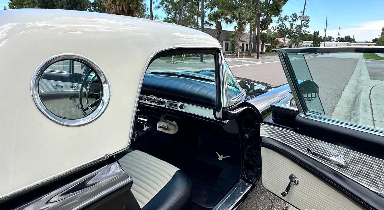 18th Image of a 1957 FORD THUNDERBIRD