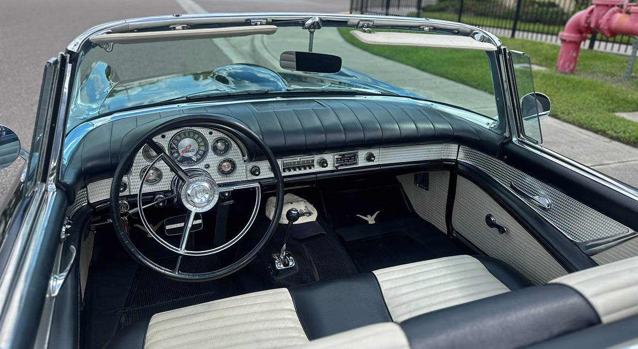 20th Image of a 1957 FORD THUNDERBIRD