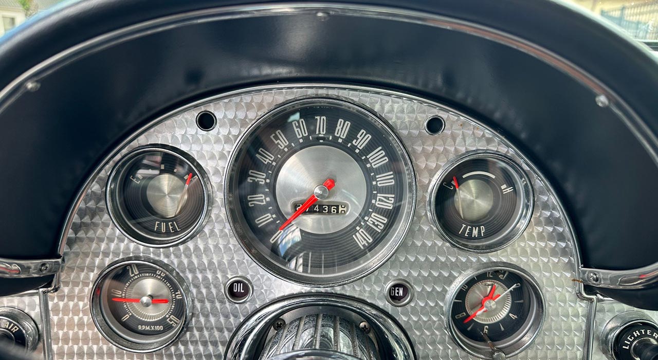 22nd Image of a 1957 FORD THUNDERBIRD