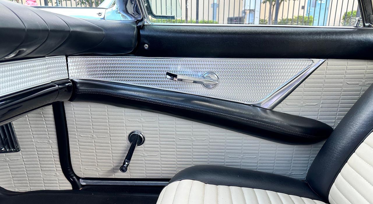25th Image of a 1957 FORD THUNDERBIRD