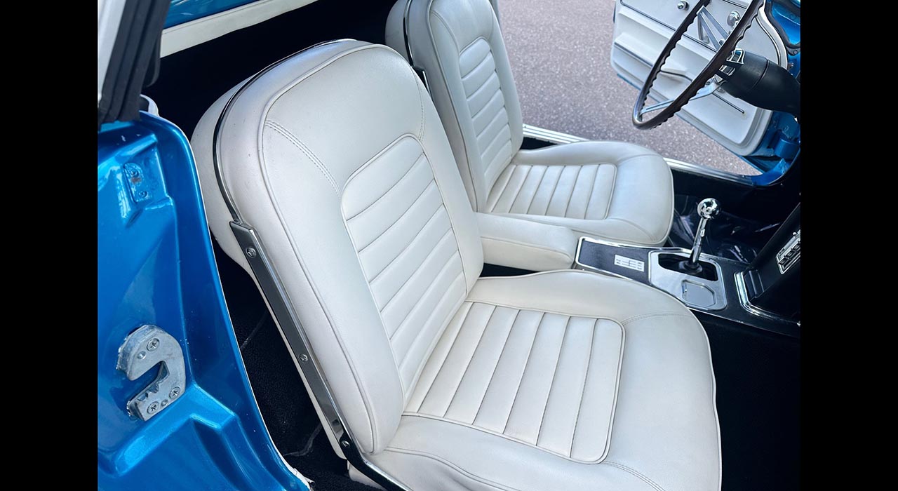 18th Image of a 1966 CHEVROLET CORVETTE