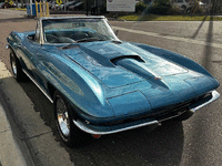 Image 5 of 14 of a 1967 CHEVROLET CORVETTE
