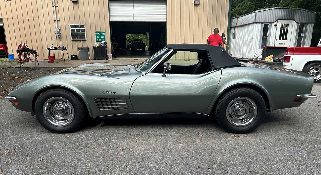 1st Image of a 1971 CHEVROLET CORVETTE
