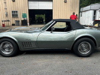 Image 2 of 8 of a 1971 CHEVROLET CORVETTE