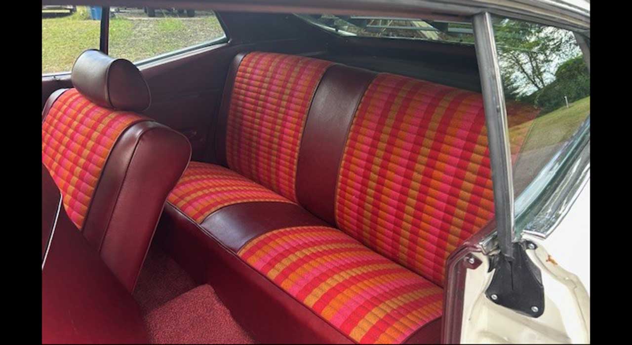 4th Image of a 1970 FORD TORINO SUPER COBRA JET DRAG PACK