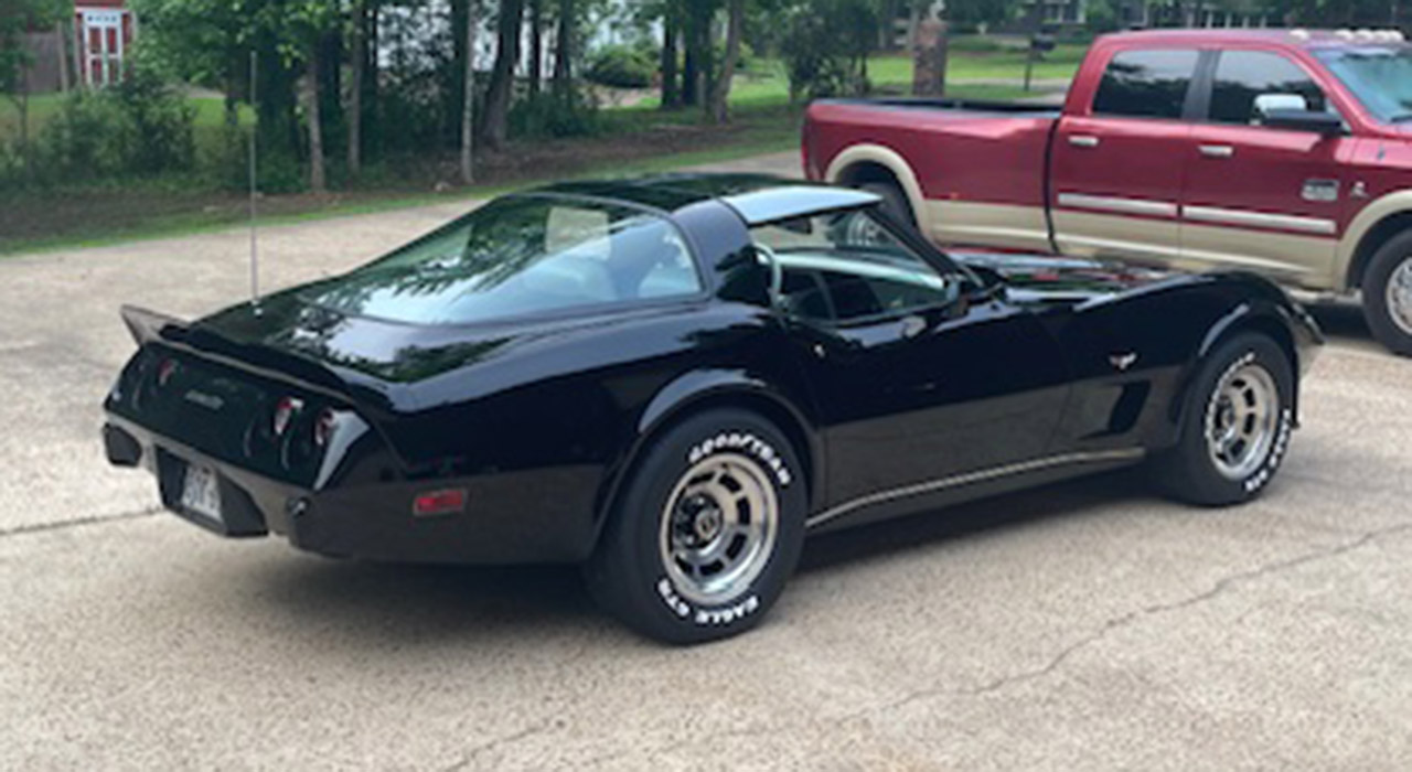 2nd Image of a 1979 CHEVROLET CORVETTE