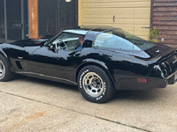 Image 2 of 7 of a 1979 CHEVROLET CORVETTE
