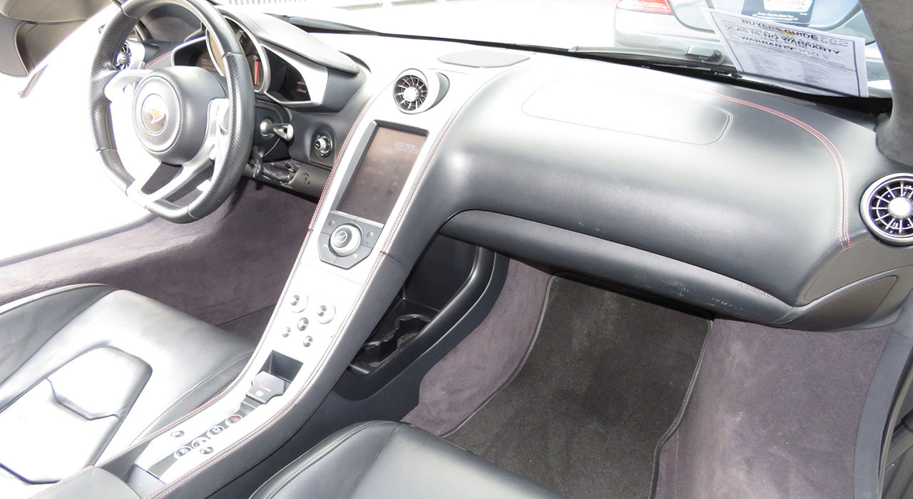 12th Image of a 2012 MCLAREN MP4-12C