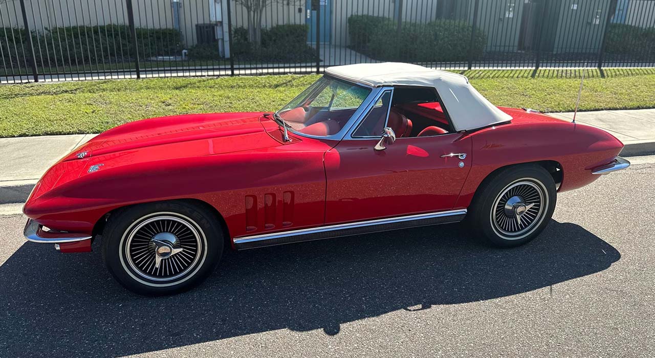 7th Image of a 1966 CHEVROLET CORVETTE