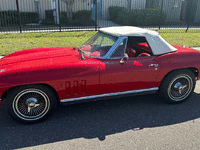 Image 8 of 25 of a 1966 CHEVROLET CORVETTE