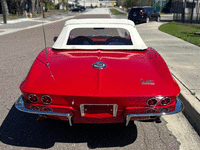 Image 15 of 25 of a 1966 CHEVROLET CORVETTE