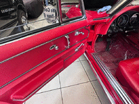 Image 17 of 25 of a 1966 CHEVROLET CORVETTE