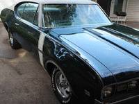 Image 2 of 11 of a 1968 OLDSMOBILE 442