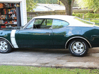 Image 5 of 11 of a 1968 OLDSMOBILE 442