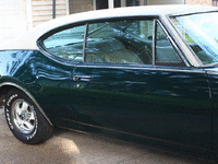 Image 7 of 11 of a 1968 OLDSMOBILE 442
