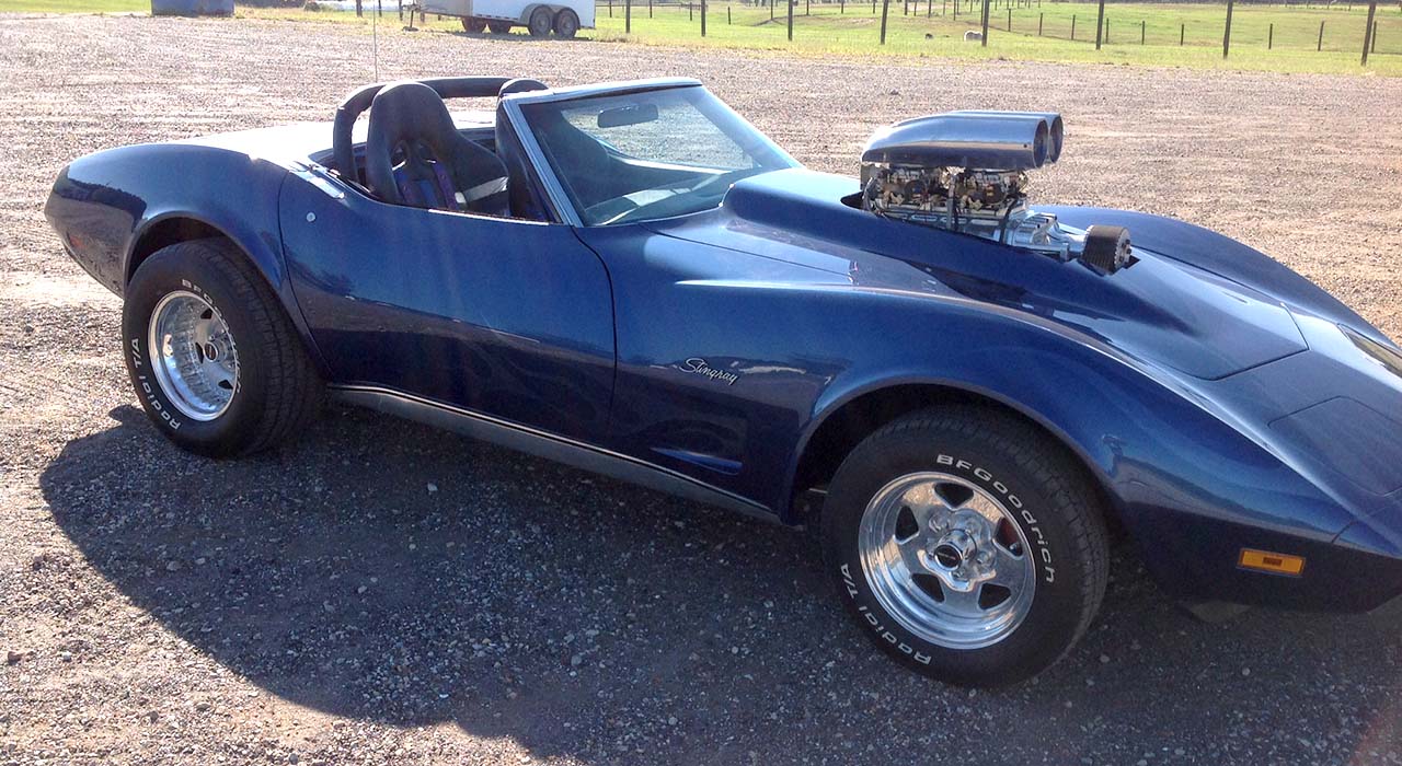 2nd Image of a 1974 CHEVROLET CORVETTE