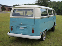 Image 4 of 15 of a 1971 VOLKSWAGEN SL
