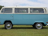 Image 5 of 15 of a 1971 VOLKSWAGEN SL