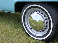 Image 10 of 15 of a 1971 VOLKSWAGEN SL