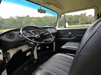 Image 13 of 15 of a 1971 VOLKSWAGEN SL