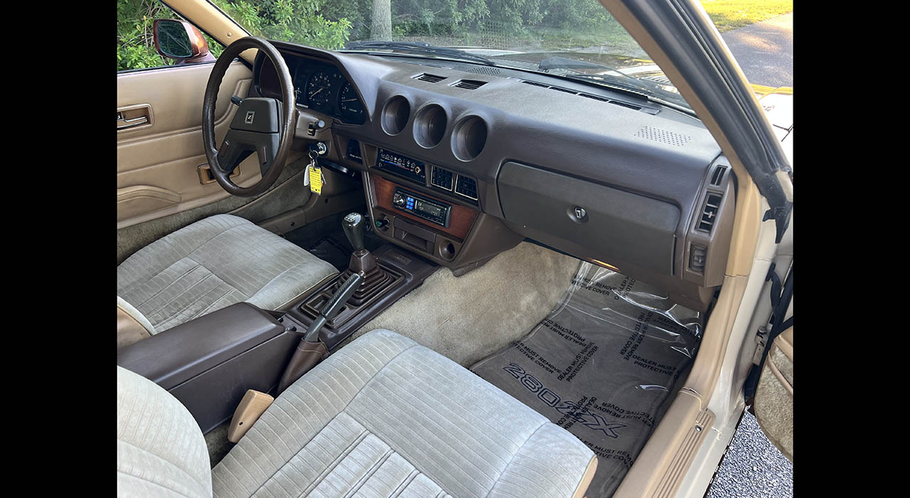 8th Image of a 1982 DATSUN 280ZX