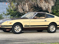 Image 3 of 14 of a 1982 DATSUN 280ZX