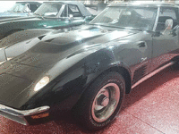 Image 3 of 17 of a 1971 CHEVROLET CORVETTE