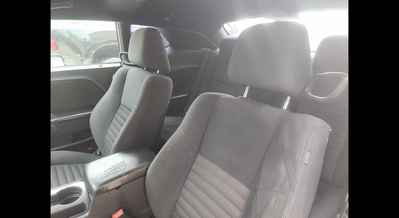 8th Image of a 2012 DODGE CHALLENGER SRT