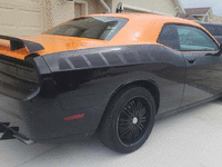 Image 5 of 13 of a 2012 DODGE CHALLENGER SRT