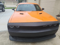 Image 6 of 13 of a 2012 DODGE CHALLENGER SRT