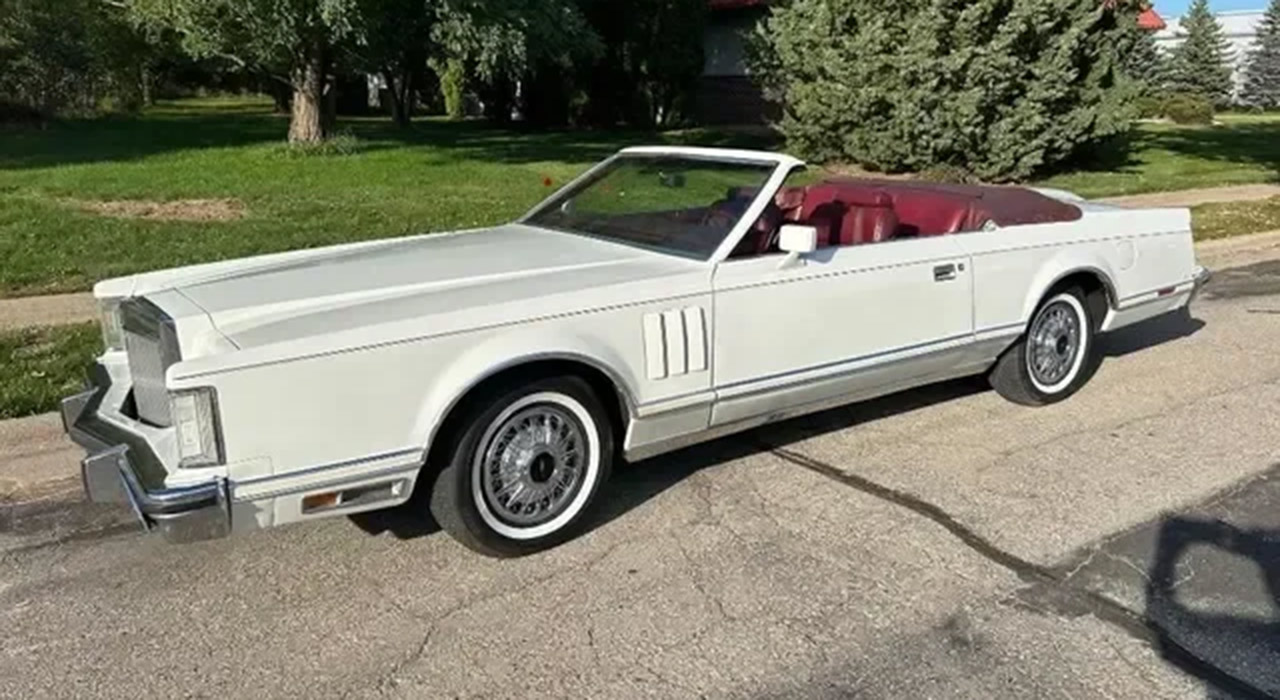 0th Image of a 1977 LINCOLN MARK V