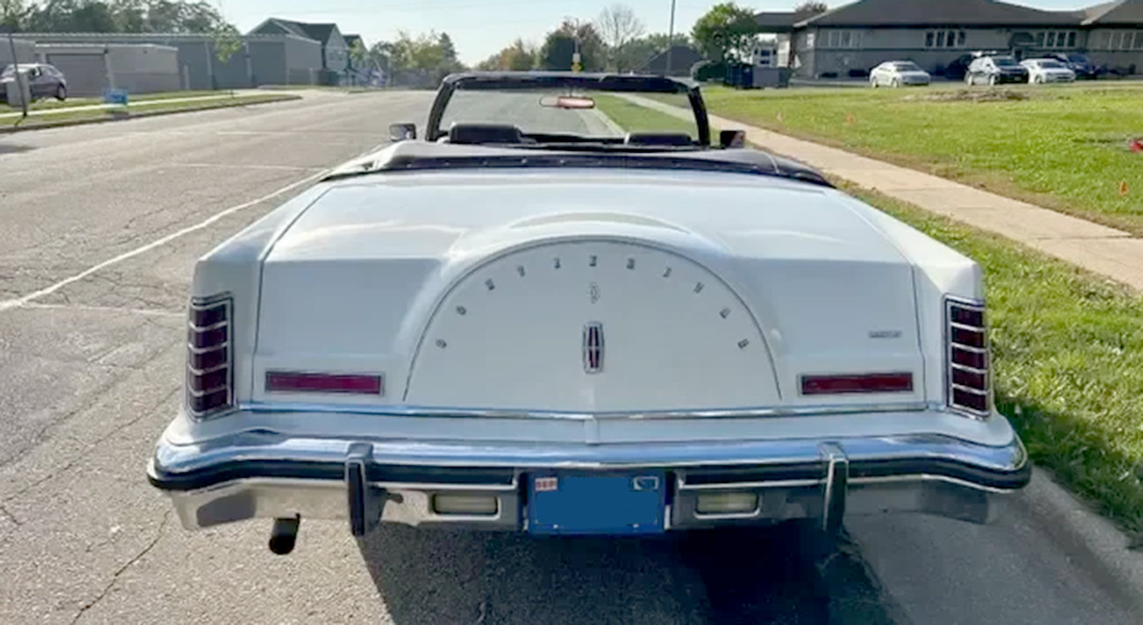 4th Image of a 1977 LINCOLN MARK V