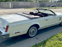 Image 3 of 7 of a 1977 LINCOLN MARK V