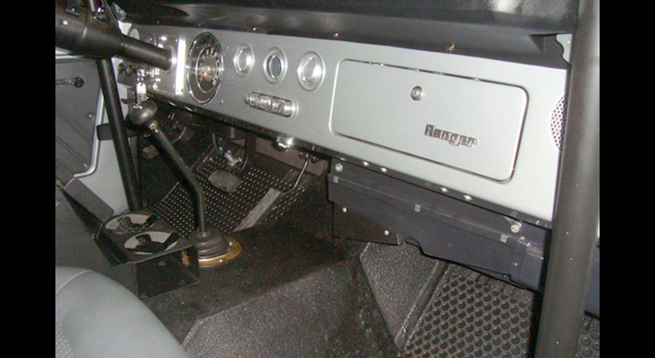 6th Image of a 1976 FORD BRONCO