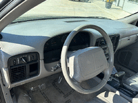 Image 14 of 19 of a 1996 CHEVROLET CAPRICE